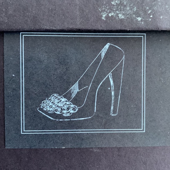 Vintage Prada Patent Leather Silver Chain Round Square Toe Heels 37 - Picture 10 of 10